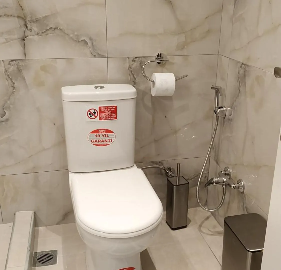 Atelier Poly - Two Bedroom Apartment For 5 Persons -50M To Metro Sintrivani Station- 6Th Floor Plain View - Center - Thessaloniki