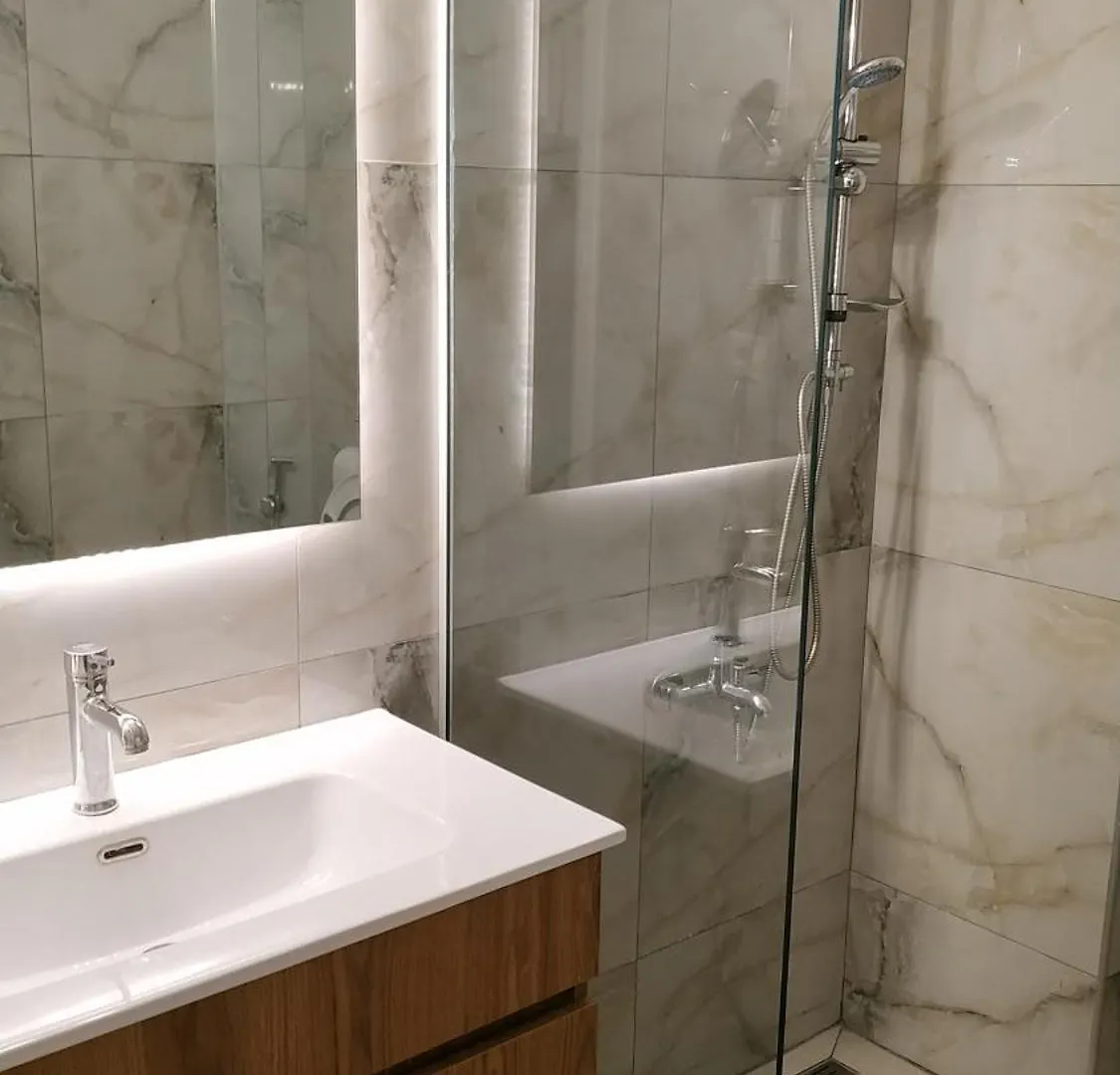 Atelier Poly - Two Bedroom Apartment For 5 Persons -50M To Metro Sintrivani Station- 6Th Floor Plain View - Center - Thessaloniki Greece