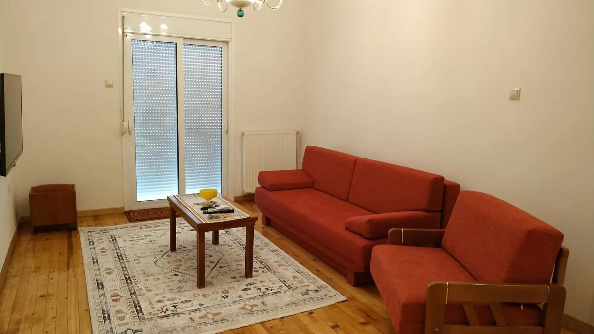 Atelier Poly - Two Bedroom Apartment For 5 Persons -50M To Metro Sintrivani Station- 6Th Floor Plain View - Center - Thessaloniki