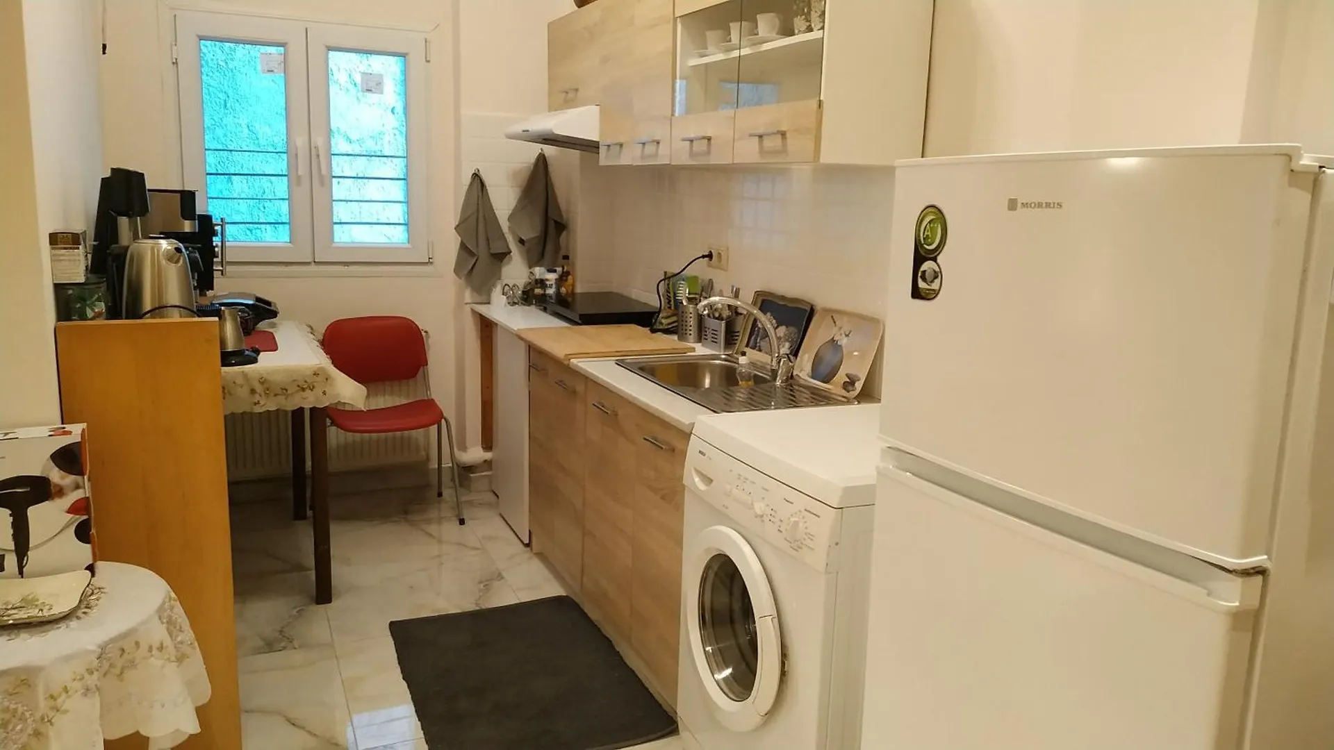 Atelier Poly - Two Bedroom Apartment For 5 Persons -50M To Metro Sintrivani Station- 6Th Floor Plain View - Center - Thessaloniki 0*,  Greece
